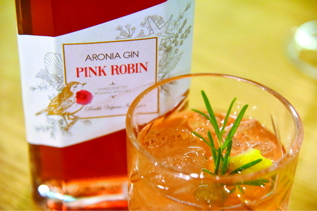 Pink Robin gin